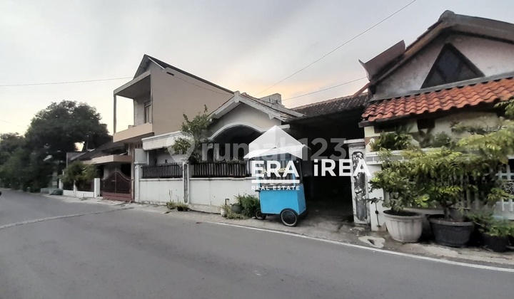 Rumah Dijual di Solo Dekat Superindo Banyuanyar Rumah Dijual di Solo Dekat Superindo Banyuanyar