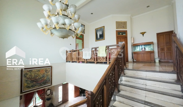 Rumah 2 Lantai Di Solo Ngabeyan Dekat Luwes Gentan 2