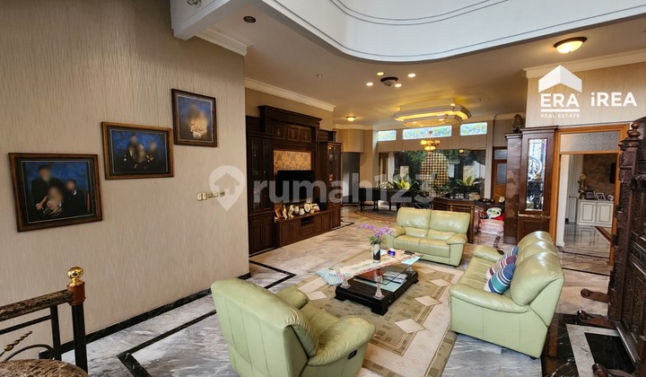 Semi-Furnished Luxury House for Sale in Solo, Near Karanggede Road 2