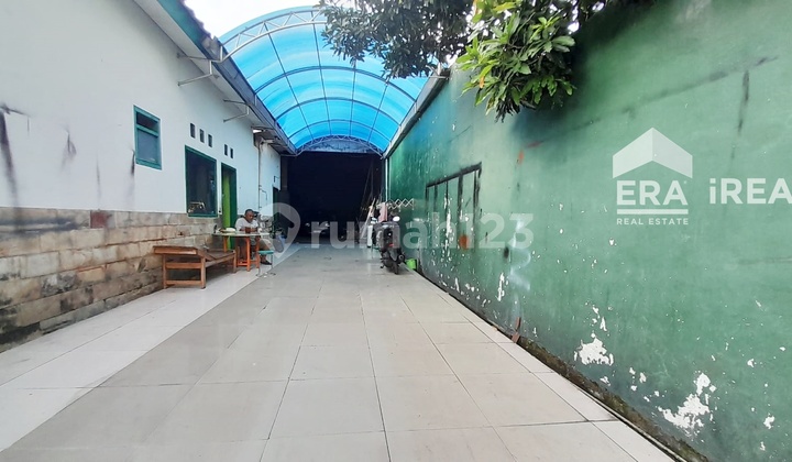Dijual Rumah Strategis di Karanganyar Akses Kontainer 1