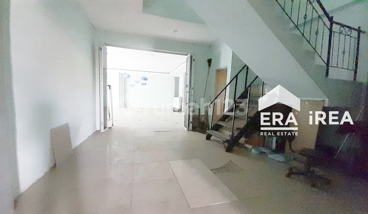 3-Story Business Space in Malangjiwan Colomadu