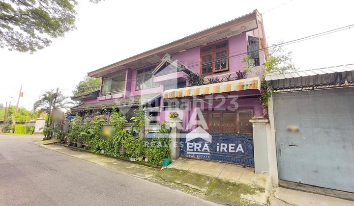 Rumah 2 Lantai di Solo Kota Dekat Pasar Kembang