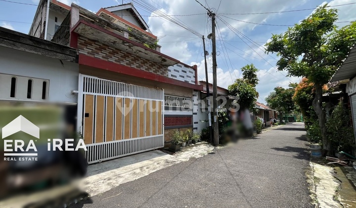 Rumah Dijual 2 Lantai di Solo Dekat Taman Jaya Wijaya