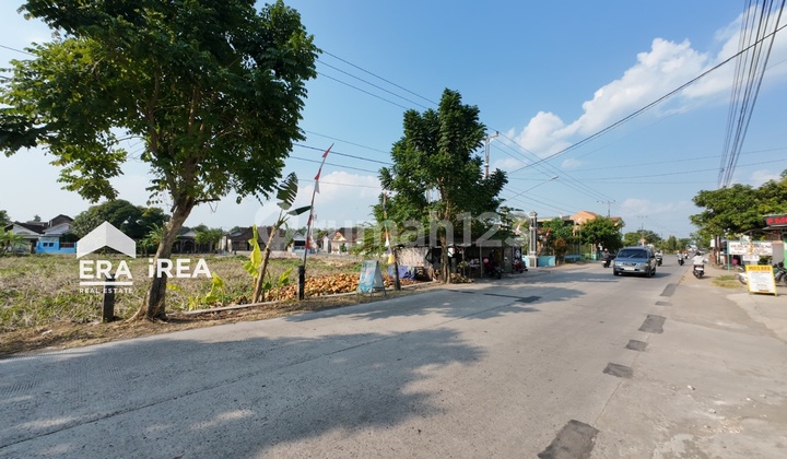 For Rent: Cheap Land in Klaten, Suitable for Warehouse