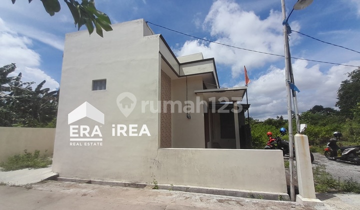 For Sale New Cheap House Near UMS Solo Campus 2