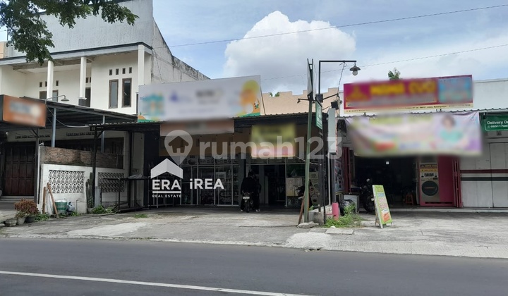 Shop House for Sale Ready to Use in Solo Jaten Near PKU Karanganyar 2