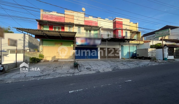 2-Story Shop House for Rent in Mojosongo Business Center Area, Solo 2