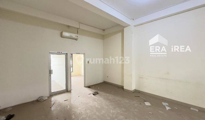 Ruko 3 Lantai Disewakan di Solo Baru Dekat RS Indriati 2