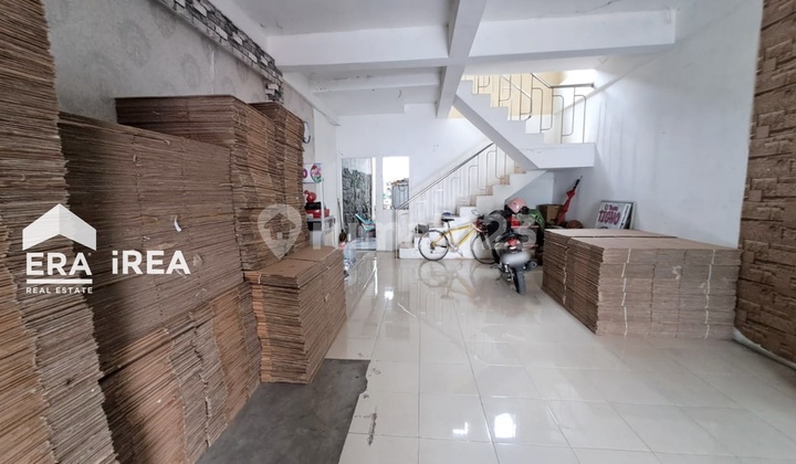 2-Story Shophouse for Sale in West Solo, Colomadu, Near ATMI Campus 2