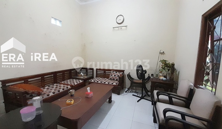 Rumah 2 Lantai Dijual Dekat Stasiun Purwosari Solo Kota