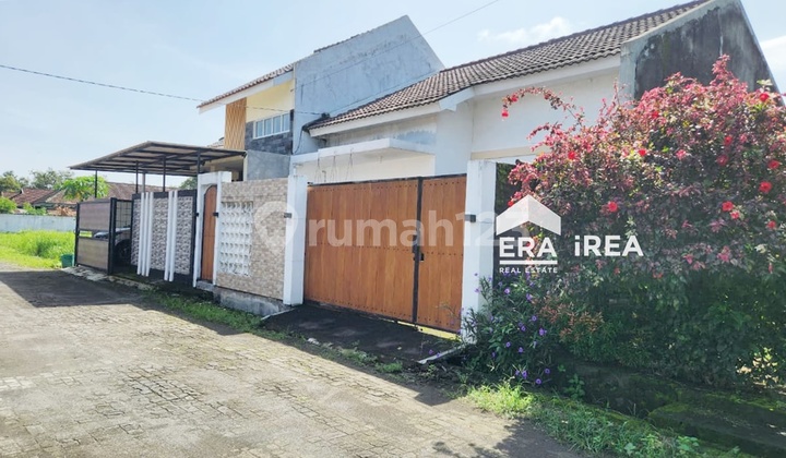 Nice Cluster House for Sale in Solo Near Luwes Palur