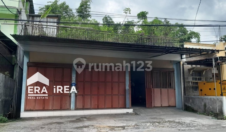 Ruang Usaha Murah 3 Lantai di Solo Dekat Pasar Glondangan