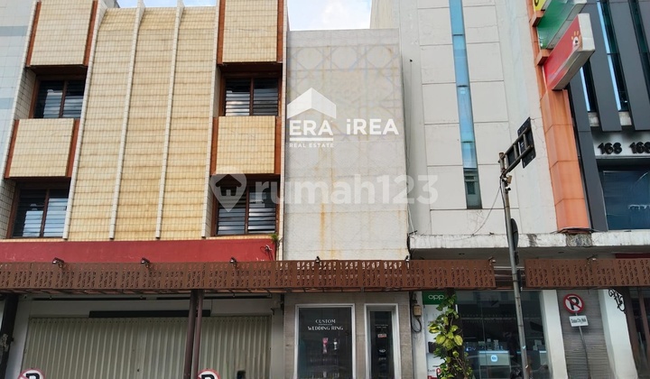 Shop House for Sale in Solo City, Singosaren Plaza Area Shop House for Sale in Solo City, Singosaren Plaza Area