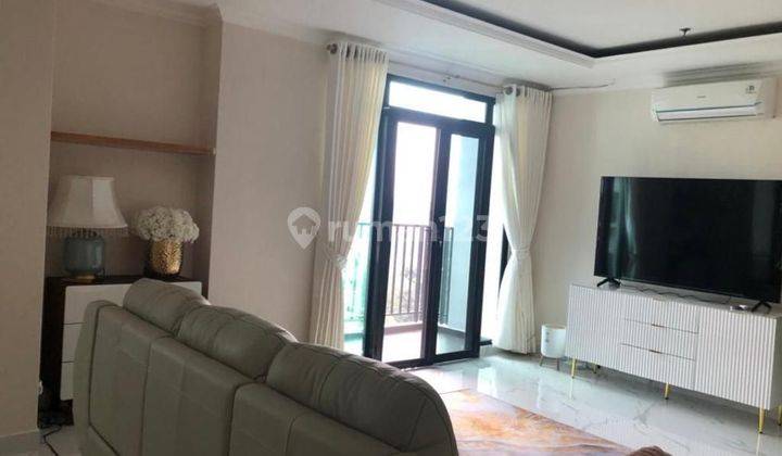 Apartemen Hampton Park 3 Kamar Tidur 152sqm View Golf 1