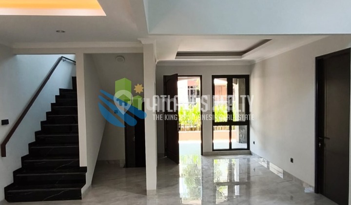 Dijual Rumah di Puspita Loka BSD City dengan Sky Garden