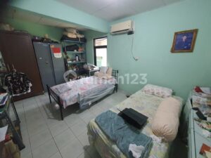 1.5-Story House in Pulomas, Strategic Location, Green, Best Price 2