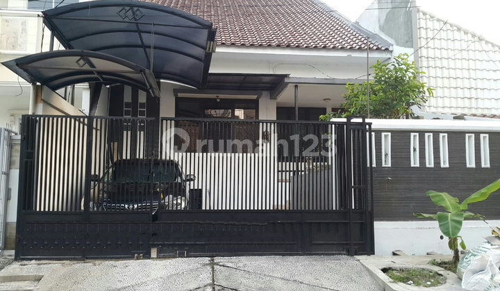 Rumah Bagus Siap Huni 1.5 lantai, Lingkungan Asri dan Tenang 1