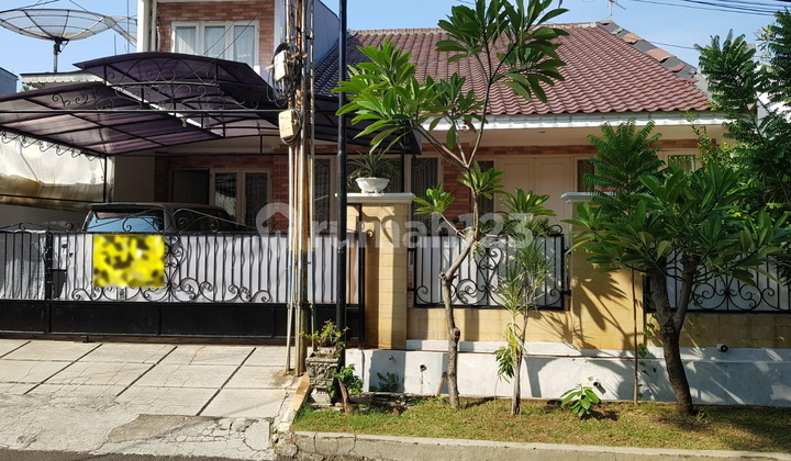 Rumah Bagus 2 lantai di Pulomas, Lokasi Asri dan Harga Best & Nego