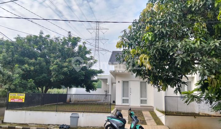 Rumah dengan Lahan Luas di Komplek SHM Deket Tol Strategis Murah Rumah dengan Lahan Luas di Komplek SHM Deket Tol Strategis Murah