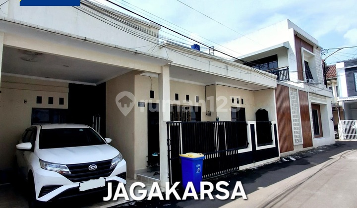 Jagakarsa House Ready to Occupy SHM Buy 1 Get 2
