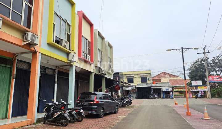 Dua Ruko Murah Di Sedayu Villa Depok Siap Pakai Bagus