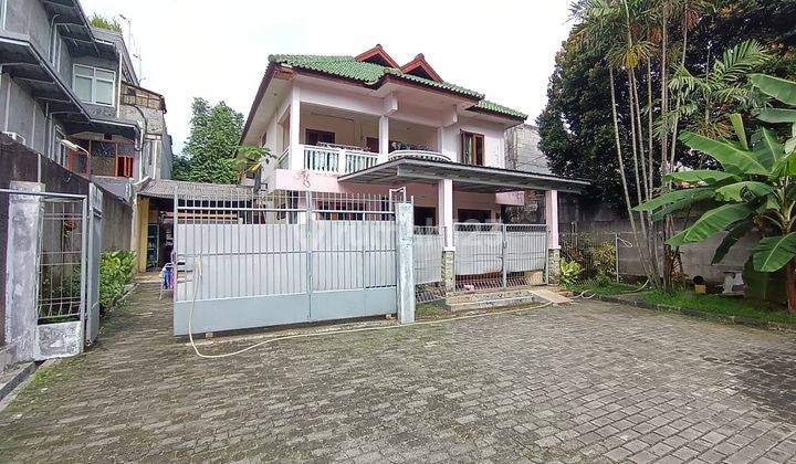 Rumah 2 Lantai pinggir jalan raya Cocok Untuk Cafe atau kantor 1