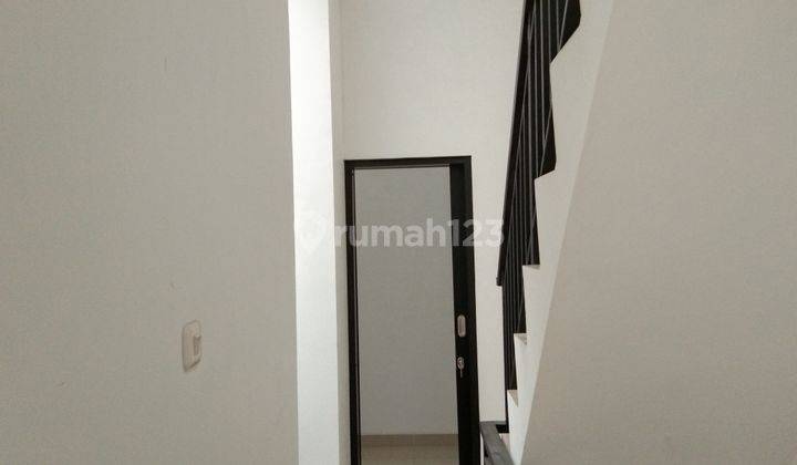 Rumah 3 lantai siap Huni di Menteng, Jakarta Pusat