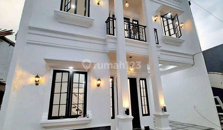 Townhouse Mewah 2 Lantai Plus Rooftop di Tanah Baru, Depok 1