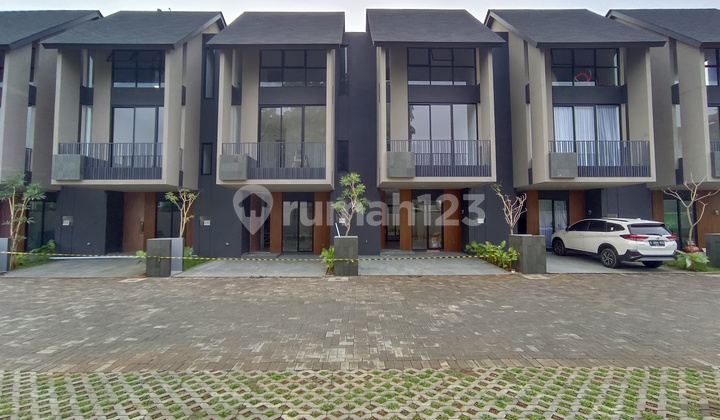 Cluster Gaya Kontemporer Fasilitas Lengkap di Lebak Bulus, Jakarta Selatan
