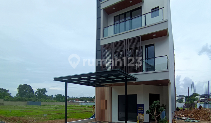 Rumah Kontemporer Lokasi Strategis di Cilandak Kko, Jakarta Selatan 2