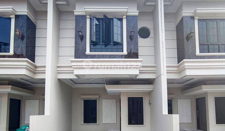 Rumah klasik 3 menit ke Tol Kukusan, Tanah Baru, Depok 1