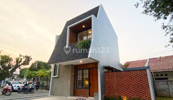 Rumah Modern Keamanan 24 Jam Fasilitas Premium Dengan Smart Home System di Beji, Depok 2