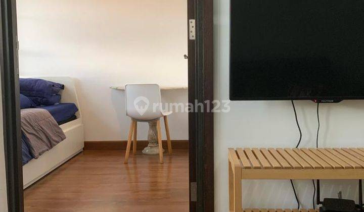 Aspen Residences 2 Kamar Tidur Furnished Bagus 2