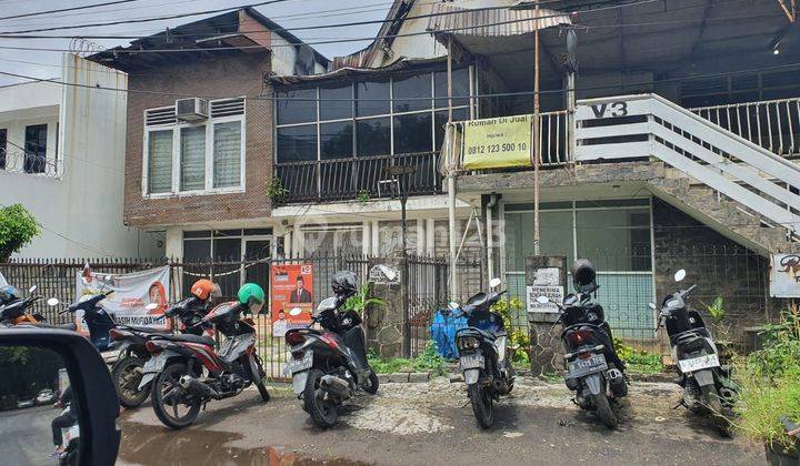 Dijual Rumah Tua sekitar Pasar Santa 1