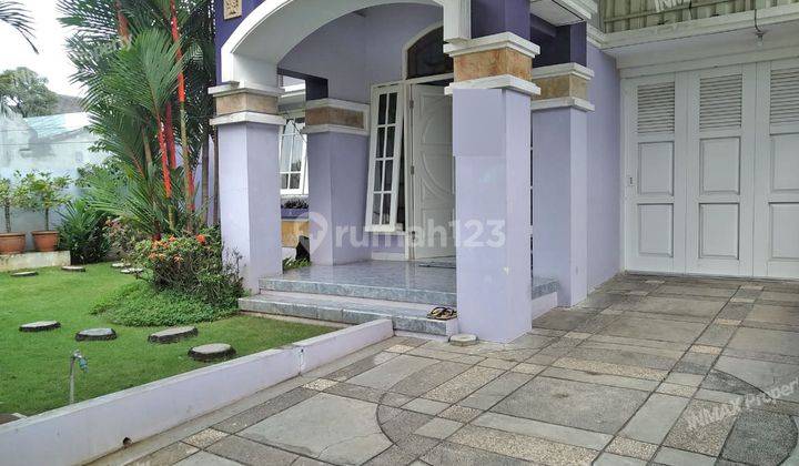 Rumah 3 Kamar Furnished di Graha Golf Utama Araya, Malang 2