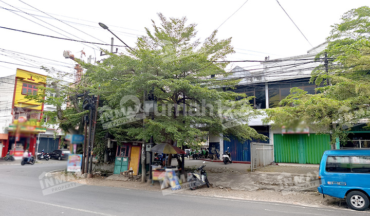 2-Story Hook Position Shop House Near RSI Aisyiyah, Suitable for Business