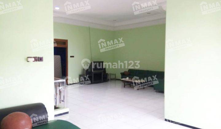 Rumah 2 Lantai Semi Furnished Daerah Araya Malang Sangat Terawat 2