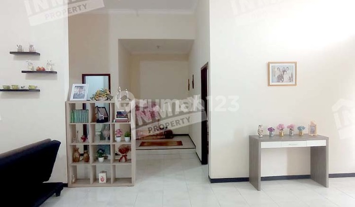 Rumah 2 Lantai 3 Kamar Siap Huni Daerah Buring, Row Jalan Lebar