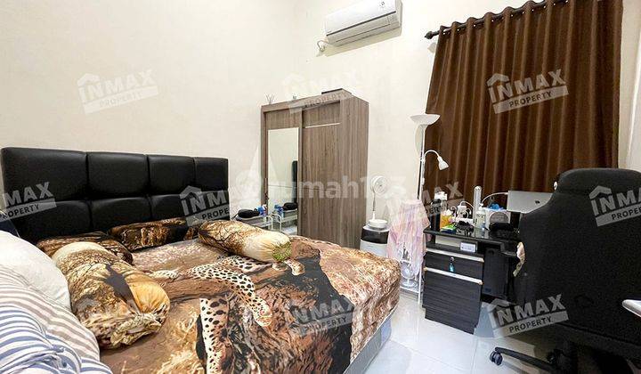 Rumah Minimalis 2 Lantai Daerah Araya Malang, Row Jalan Lebar 2