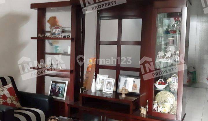 Rumah Minimalis 2 Lantai Daerah Araya Malang, Dekat Plaza Araya 2