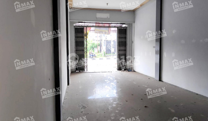 For Rent 2-Story Shop House Soekarno Hatta, High Traffic, Near Campus