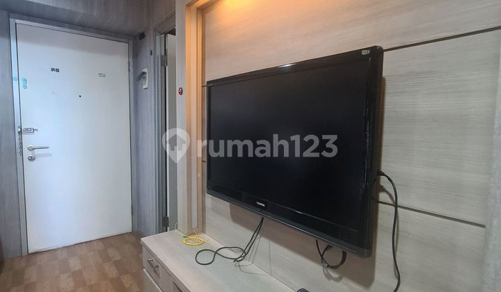Disewakan 2 Kamar Full Furnish Tahunan Luas 35 M2 Di Green Bay Pluit , Jakarta Utara 2