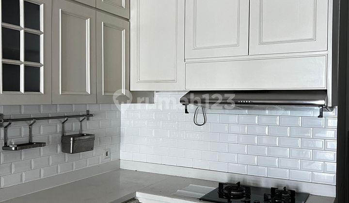 Condominium 2 Kamar Full Furnished Luas 82 M2 Ada Walking Closet 2