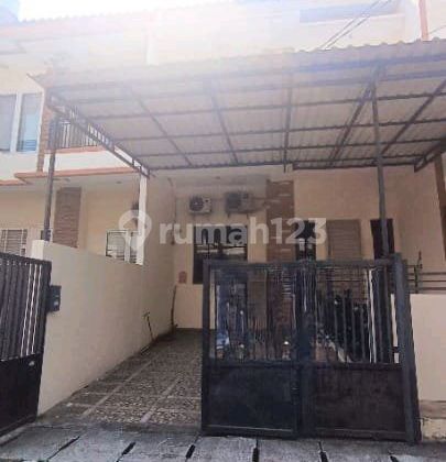 Rumah Siap Pakai. Hadap Timur Kelapa Gading