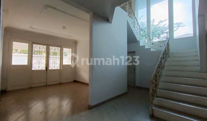 Rumah Sewa Ukuran Besar 2