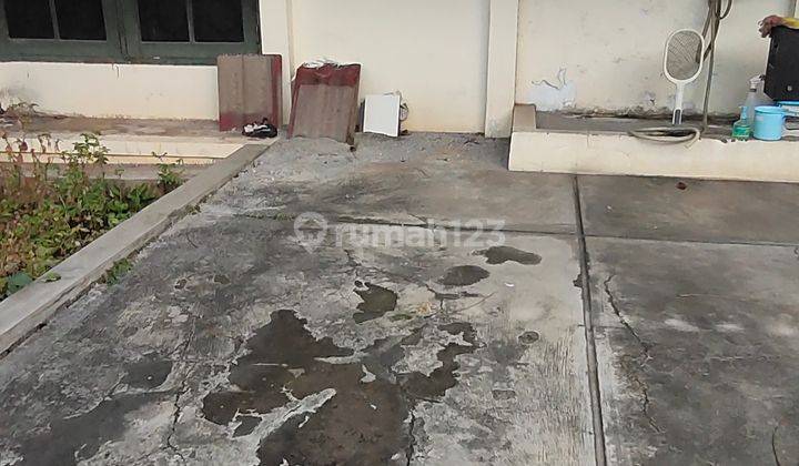 Rumah Hook Jalan lebar 3 mobil dalam komplek 1