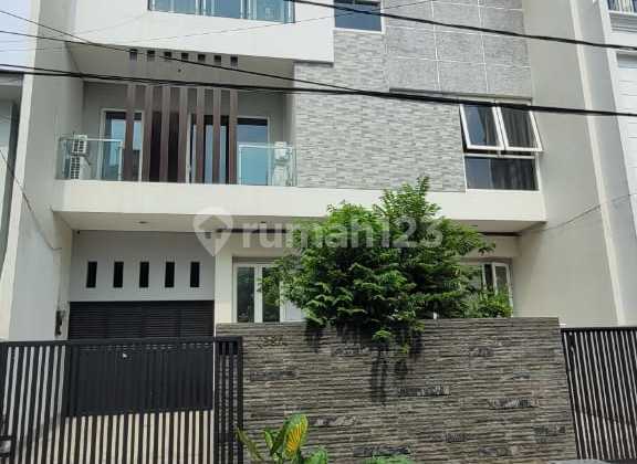 Rumah sudah Renovasi di dalam cluster