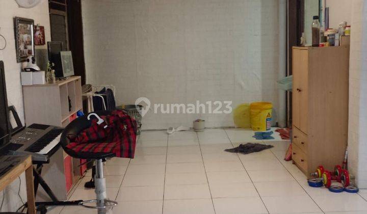 Rumah butuh renovasi di daerah Pluit 2