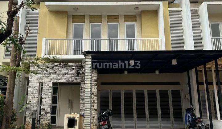 Rumah Cluster Elit Dua lantai di kawasan Kelapa Gading 1