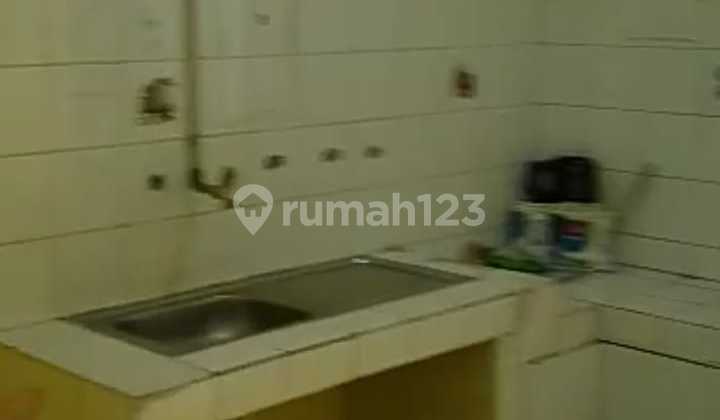 Standard House Needs Renovation 2